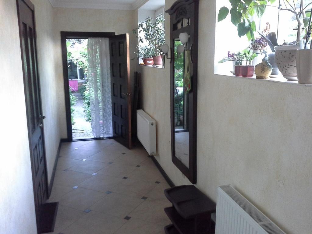 Guesthouse Marta Одеса Екстериор снимка