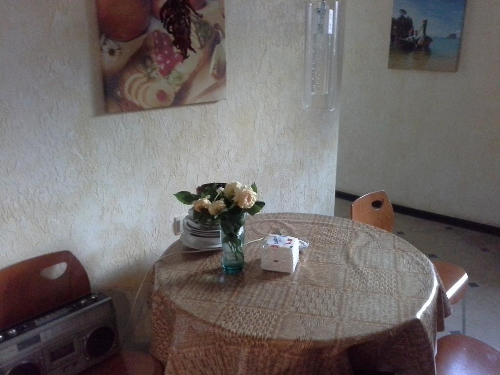 Guesthouse Marta Одеса Екстериор снимка