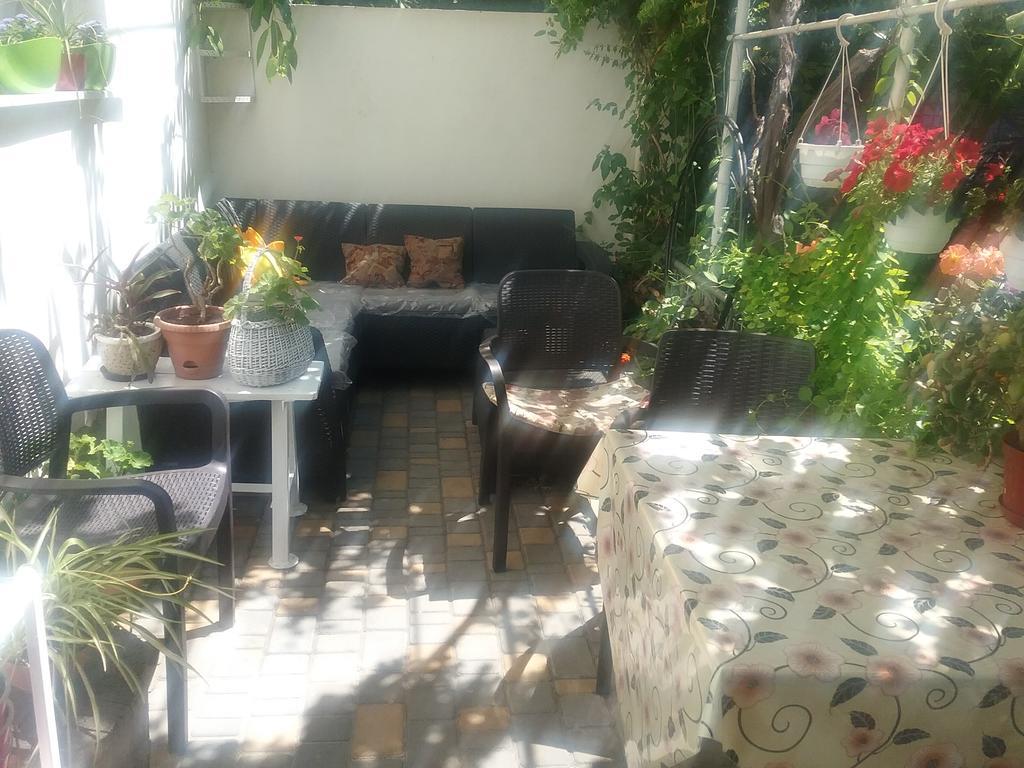 Guesthouse Marta Одеса Екстериор снимка